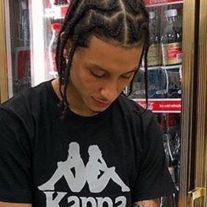 Meet your Posher, Tae